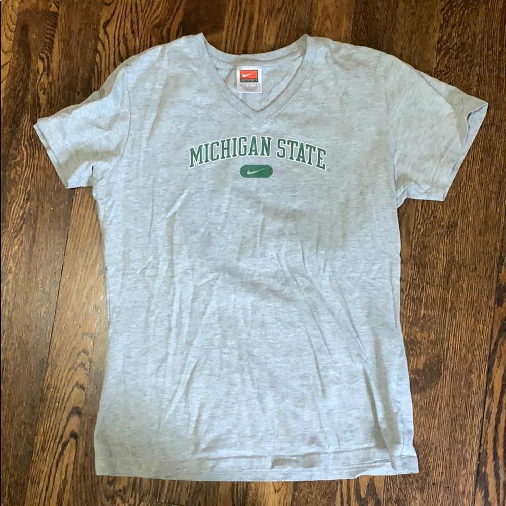 Michigan State University v-neck T-shirt